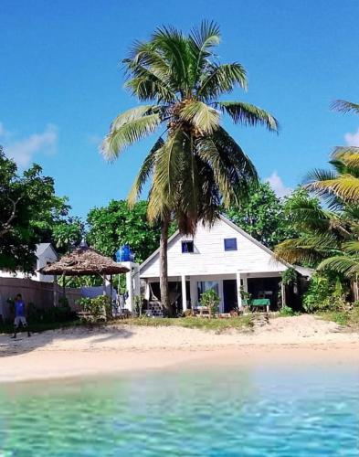 Blue Lagoon villa en bord de plage