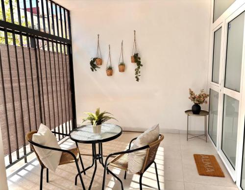 URBAN HOME CENTER - alma