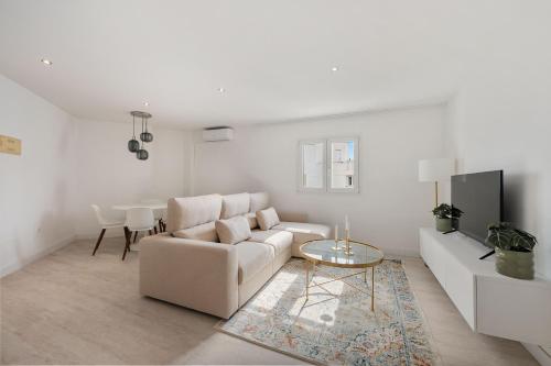 Lovely 1 BDRM Rental Unit w/ Pool in Puerto Banús