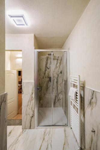 Elegant, steps from Piazza della Signoria Florence