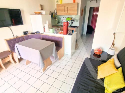 111 t2 proche plage, loggia