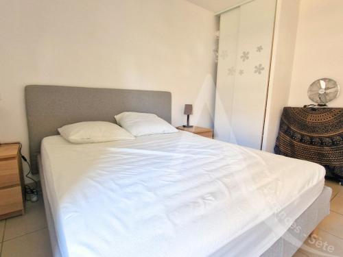 012 grand t3 avec clim, garage, piscine, wifi
