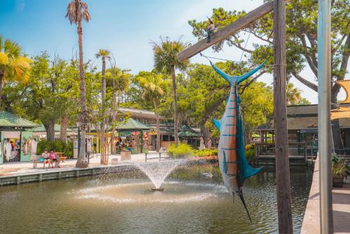 Sunny Side at The Sands - Walk to Coligny photo 4