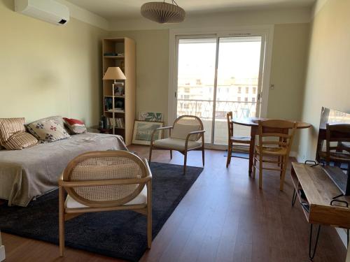 Superb view, close to city center and train station