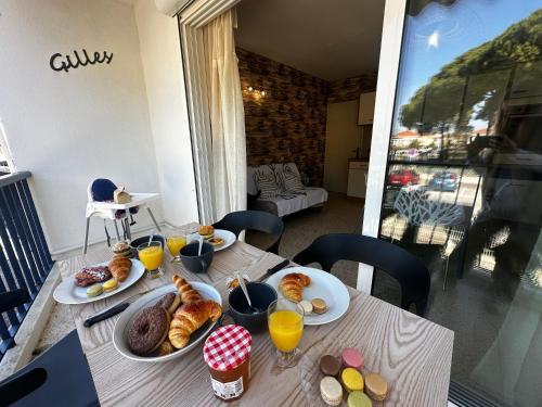 P2 avec terrasse proche de la mer