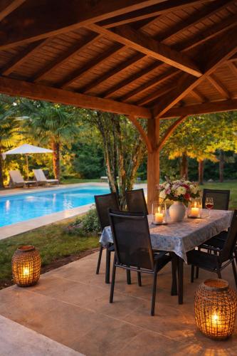 Domaine Le Verger Kleinschalige B&B met groot zwembad en buitenkeuken