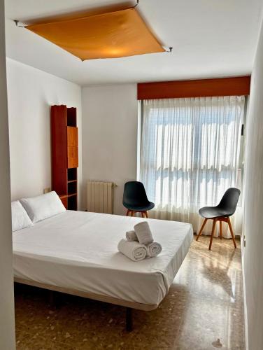 Travel Habitat Grau-Ayora Apartment - Free PARKING