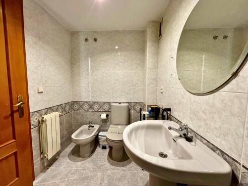 Travel Habitat Grau-Ayora Apartment - Free PARKING