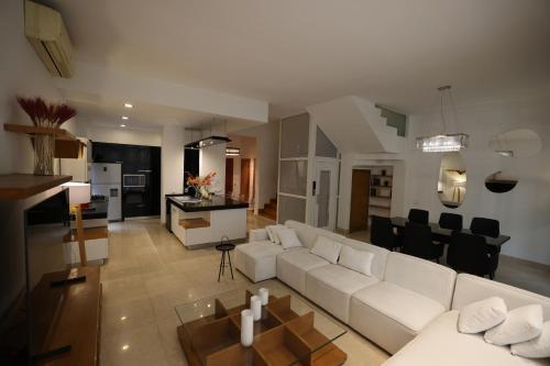 Luxury 4BR New Cairo Villa with Pool & Stylish Living - FAMILY ONLY