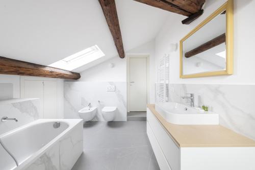 Easylife - Milano - Paleocapa 6 - Cadorna