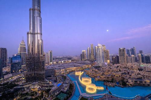 Direct Burj Khalifa View I Minutes Walk to Dubai Mall I Stunning Fountain Views I One Lux Stay Grande Signature Residence