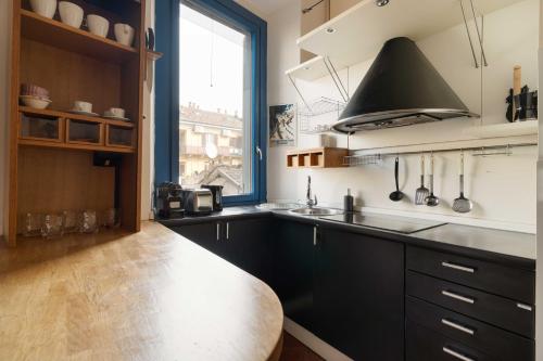 Navigli Bocconi - Moderno e accogliente loft su due livelli
