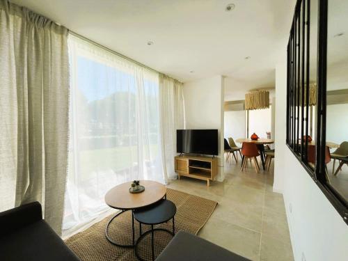 Appartement Standing 70m2 proche mer avec piscine