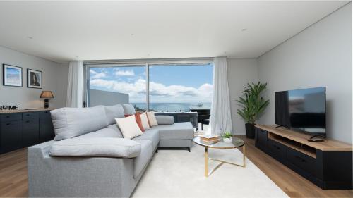Daysy House by LovelyStay - Oceanview Jacuzzi
