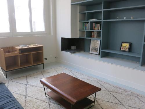 A bright Parisian loft in the heart of the 17th arrondissement