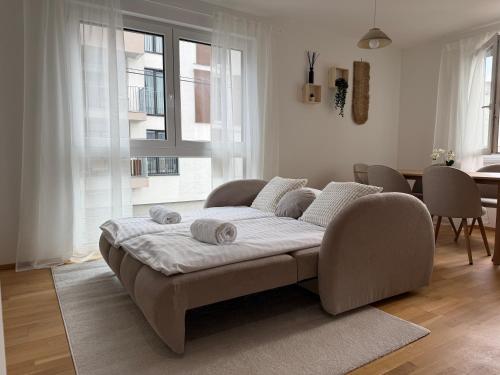 Modern apartment including rooftop terrace