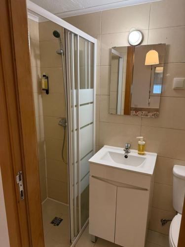 Budget Beach Center B1