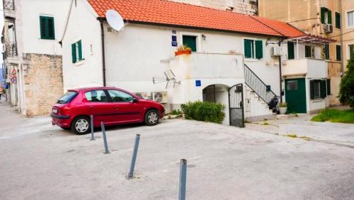 A 1 cozy studio in the heart of Split with parking