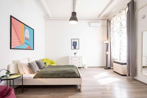 Ultra Central - Quiet and Comfy