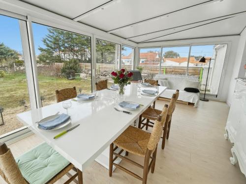 Séjour détente jacuzzi & sauna et plage à 200m