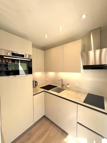 Elegance & comfort - Terrace and private garage