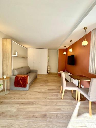 Elegance & comfort - Terrace and private garage