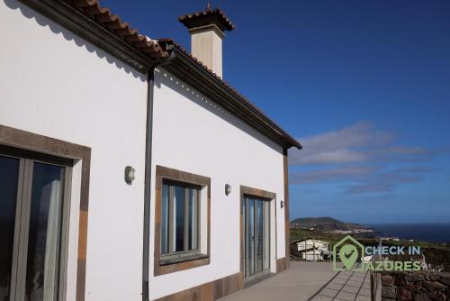 Casa na Serretinha com piscina e vista para Ilhéus