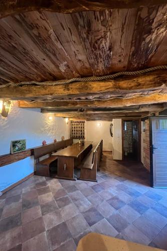 Holiday house with a swimming pool Otocac, Velebit - 25186