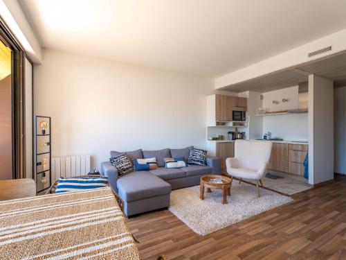Grand Studio Rénové, Balcon, Centre-Ville Arcachon, à 50m de la Plage, Tout Équipé