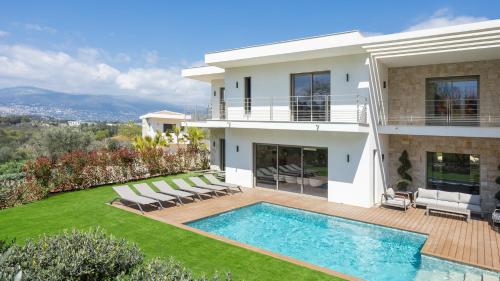 Villa 5 Etoiles - 6 Chambres - Piscine - Calme