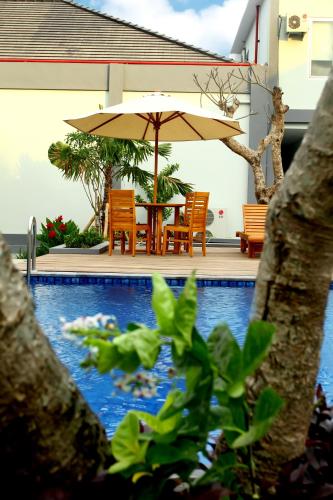 Πισίνα στο ή κοντά στο Grand Royal BIL Hotel