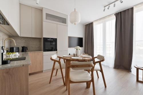 Chronos Prestige Suite & Parking by Downtown Apartments