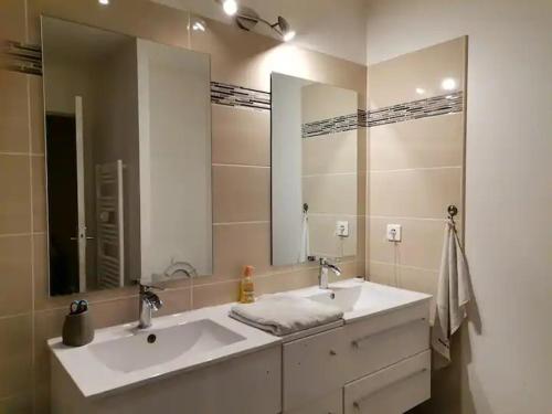 Spacieux 6 pers, proche gare et centre ancien, clim, wifi