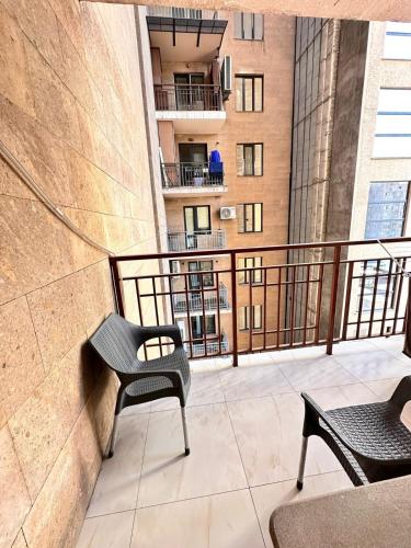 Balcó o terrassa a Buzand Str 97
