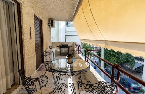 Cozy Apartment in Faliro