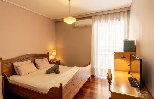 Cozy Apartment in Faliro