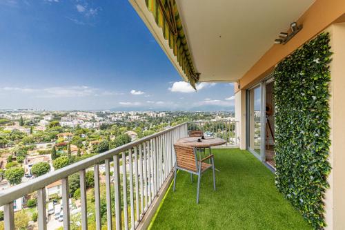 Loft Style 1 Bdr - Panoramic view Swimming Pool & Garage