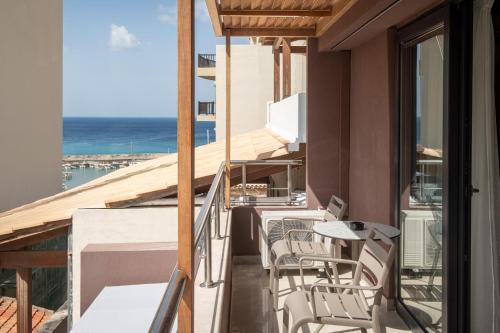 Infinity City Boutique Hotel