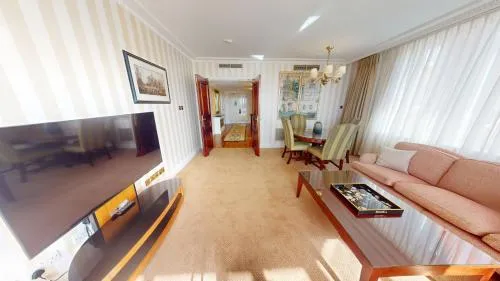 Cheval Thorney Court at Hyde Park photo 89