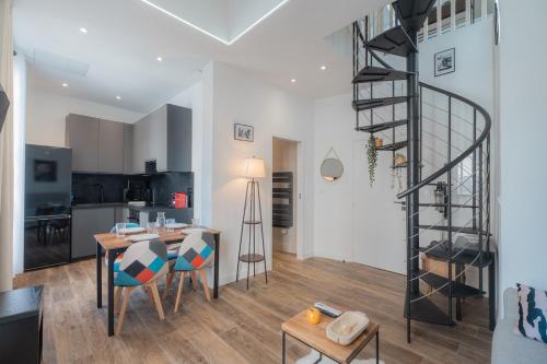 Beautiful 2-Room Apartment in Port de Nice