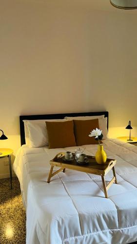 Entire apartment 200 meters from the blue metro line