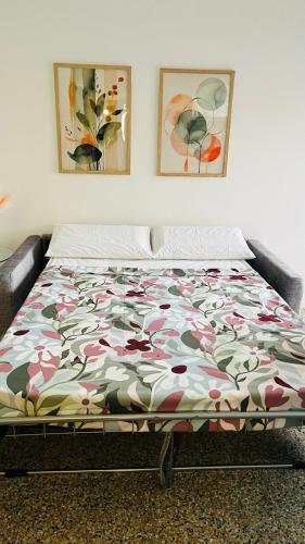 Entire apartment 200 meters from the blue metro line