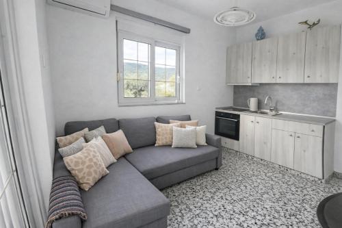 Sonia Apartment, Pilona Village