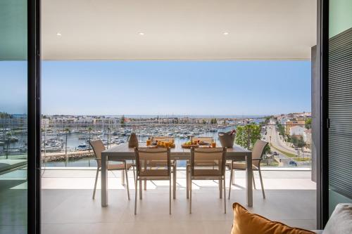 The Ocean Penthouse VR2-5A