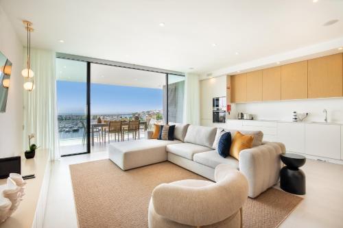 The Ocean Penthouse VR2-5A