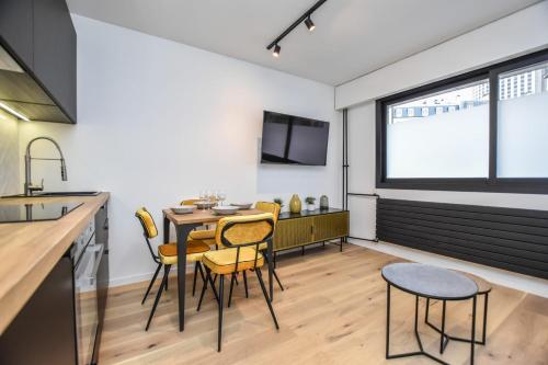 Welcoming apartment - 1BR 4P - Arc de Triomphe