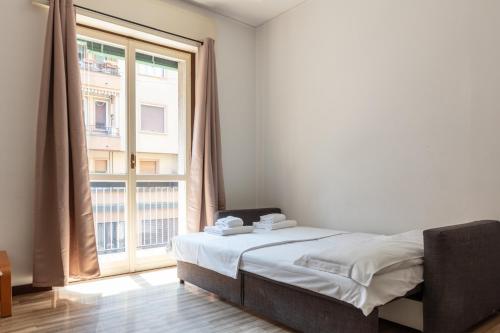 DeHomes - Ampia casa in centro 3 camere e 2 bagni