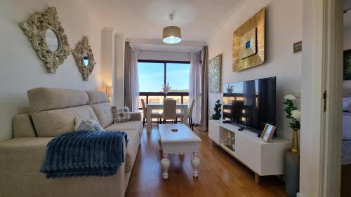Madrid Suite, Airport, IFEMA, Pool