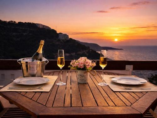 Luxury Duplex - 2 Terraces - Private Beach