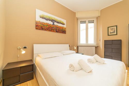 Three-room apartment in the heart of Milan